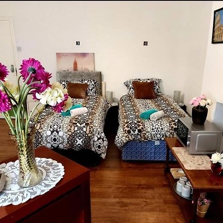 Great Rooms Fc Liverpool Esterno foto